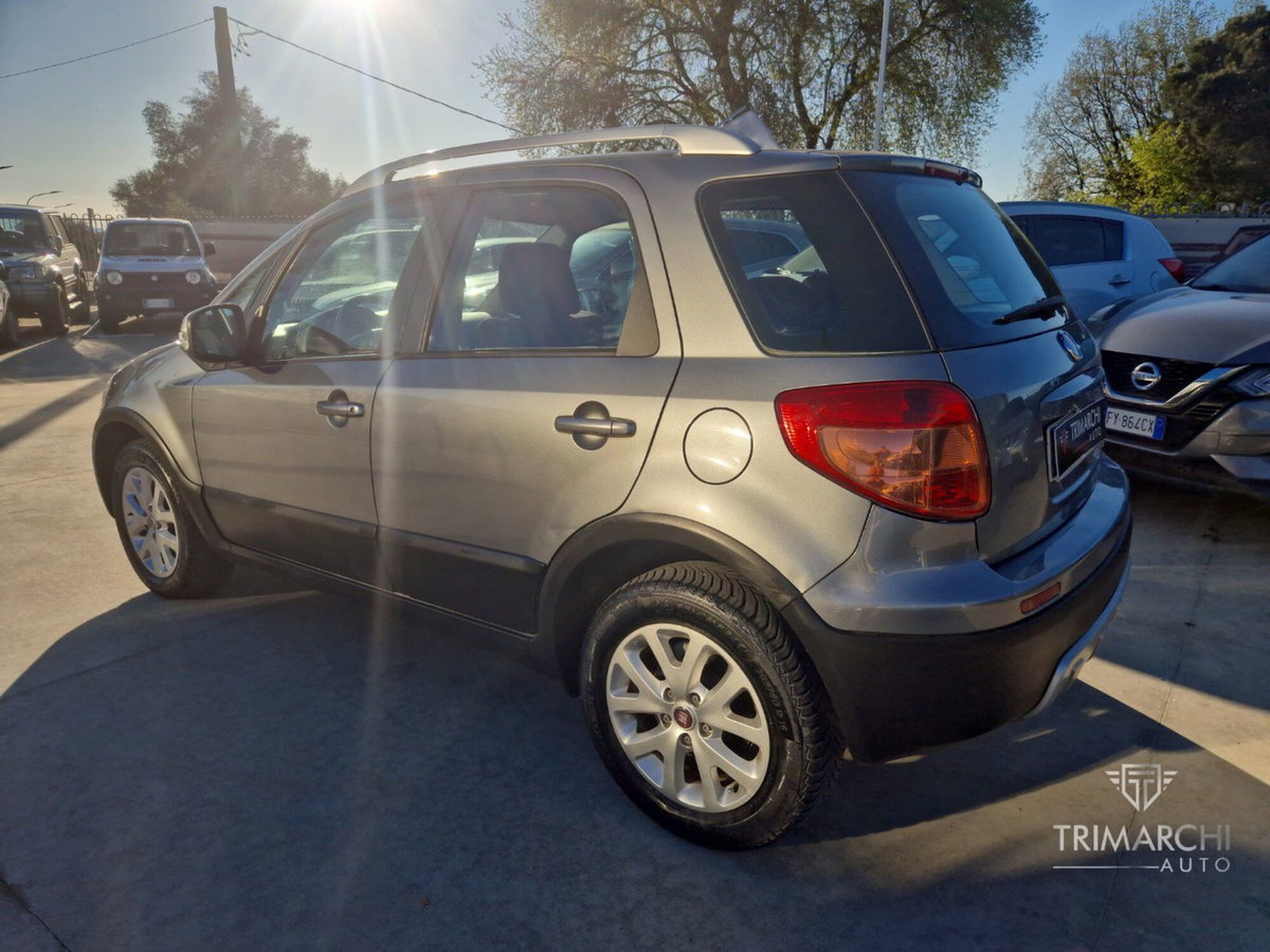 Fiat Sedici 2.0 MJT 16V DPF 4x4 Emotion (4)