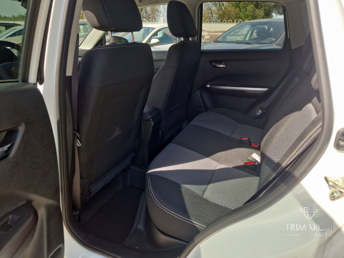 Suzuki Vitara 1.4 Hybrid Easy Cool (10)