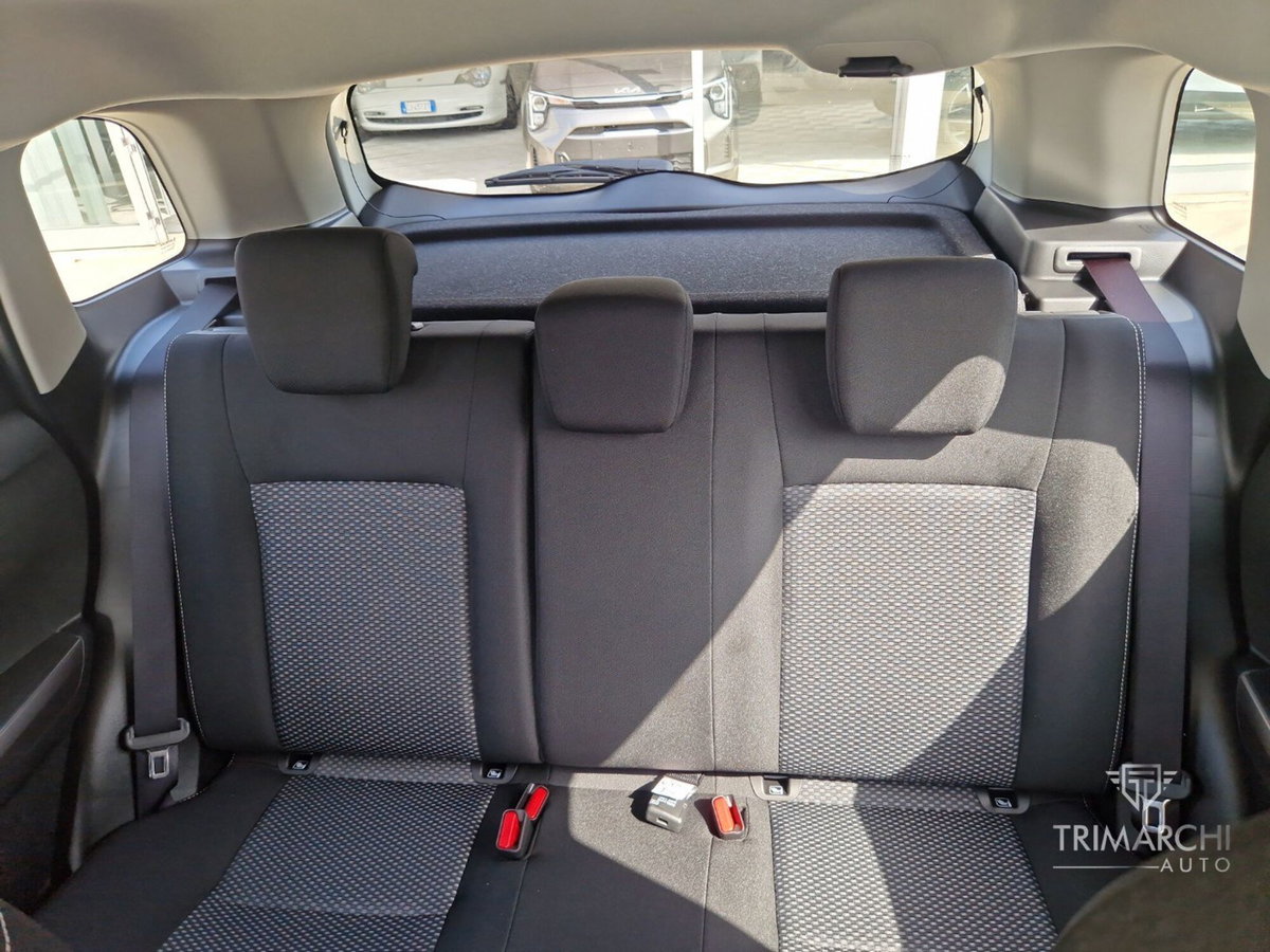 Suzuki Vitara 1.4 Hybrid Easy Cool (11)
