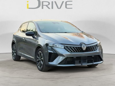 Renault Clio TCe 90 CV 5 porte Techno usata