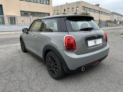 MINI Mini 1.5 Cooper D (4)