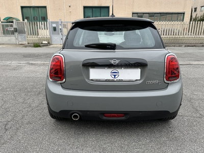 MINI Mini 1.5 Cooper D (5)