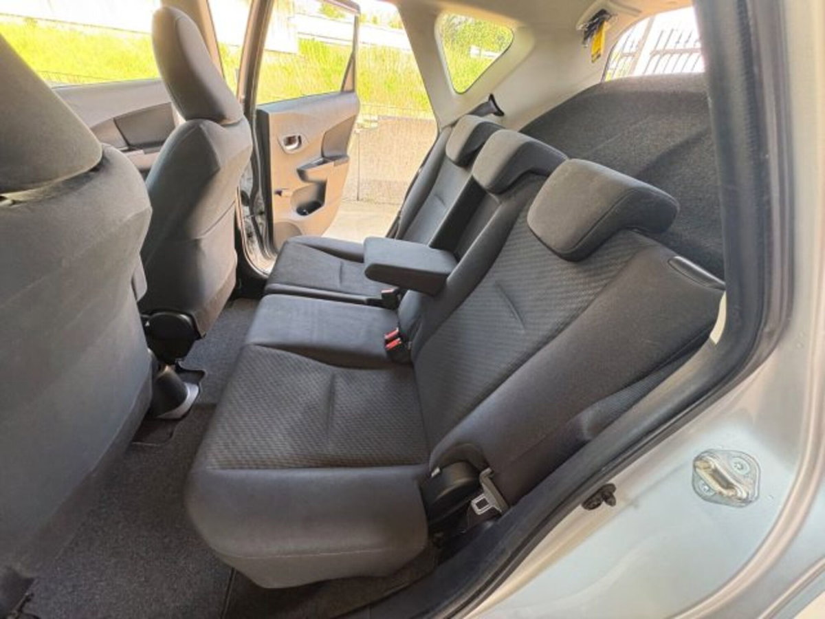 Toyota Verso-S 1.3 CVT Style (16)