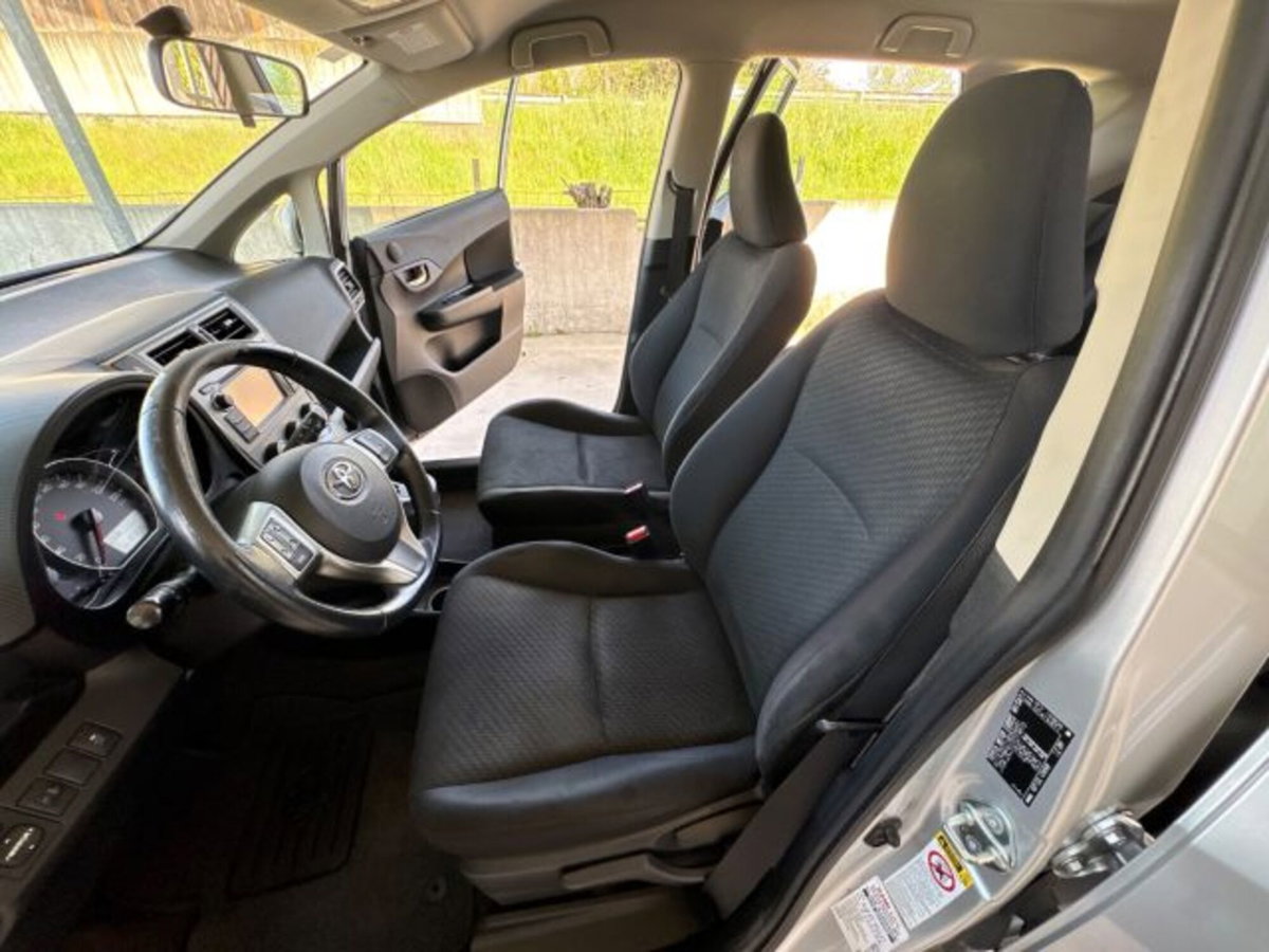 Toyota Verso-S 1.3 CVT Style (18)