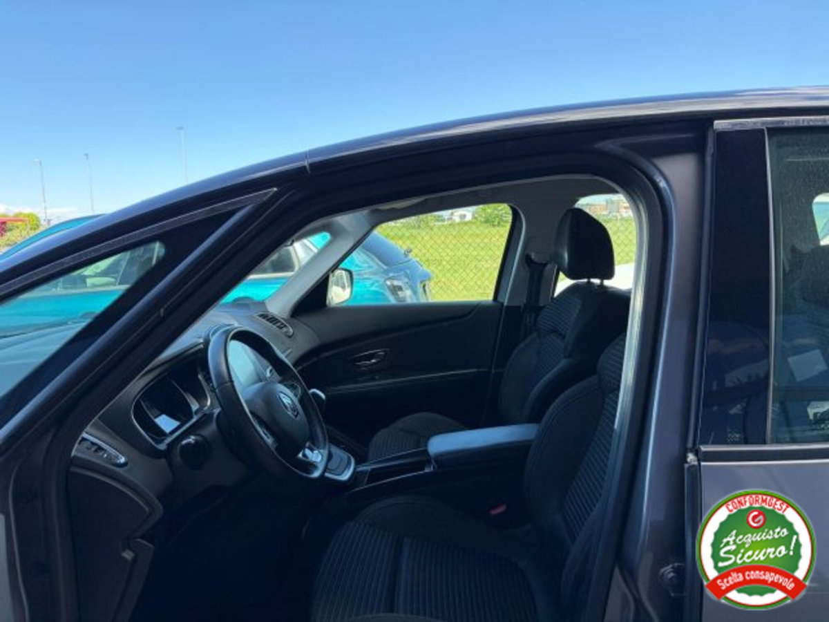 Renault Scenic E-Tech Electric 2.0 16V dCi Dynamique (10)