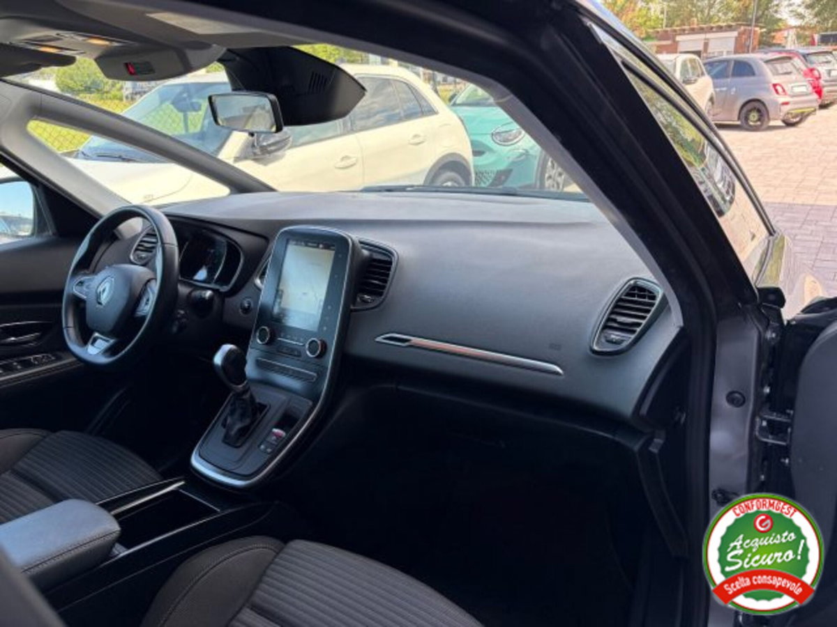Renault Scenic E-Tech Electric 2.0 16V dCi Dynamique (13)