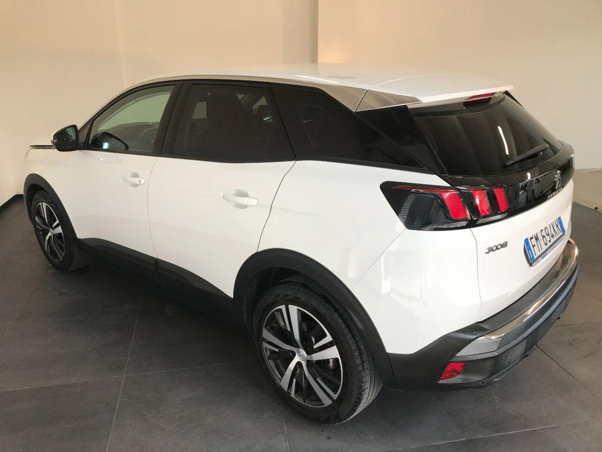 Peugeot 3008 BlueHDi 120 EAT6 S&S Active (5)