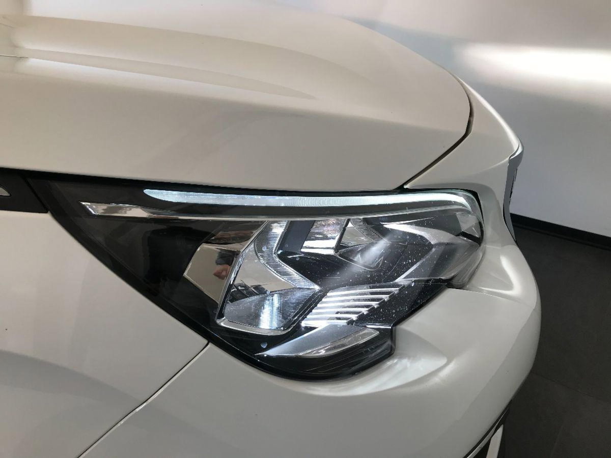 Peugeot 3008 BlueHDi 120 EAT6 S&S Active (6)