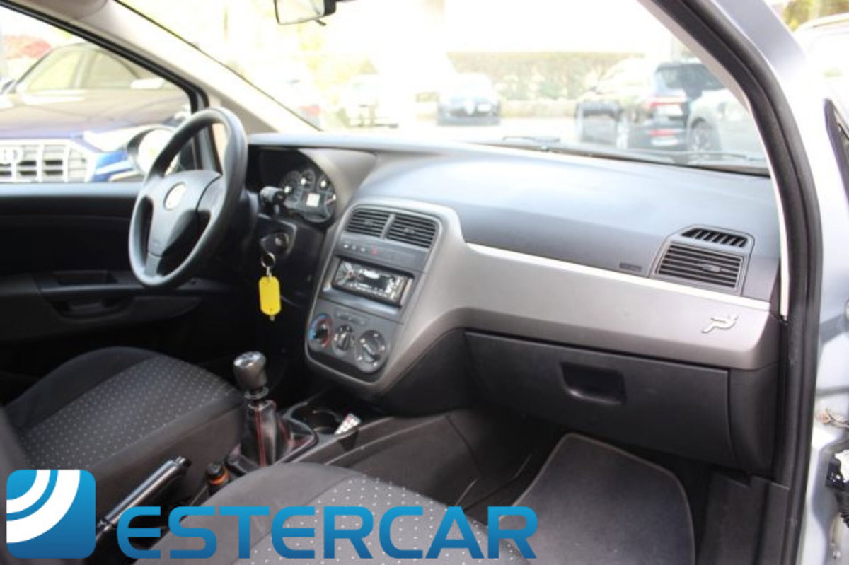 Fiat Grande Punto 1.2 5 porte Dynamic (10)