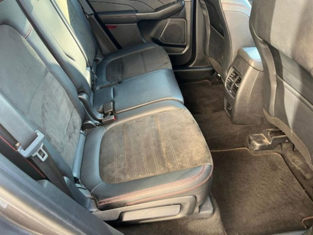 Ford Kuga 1.5 EcoBlue 120 CV 2WD ST-Line (13)