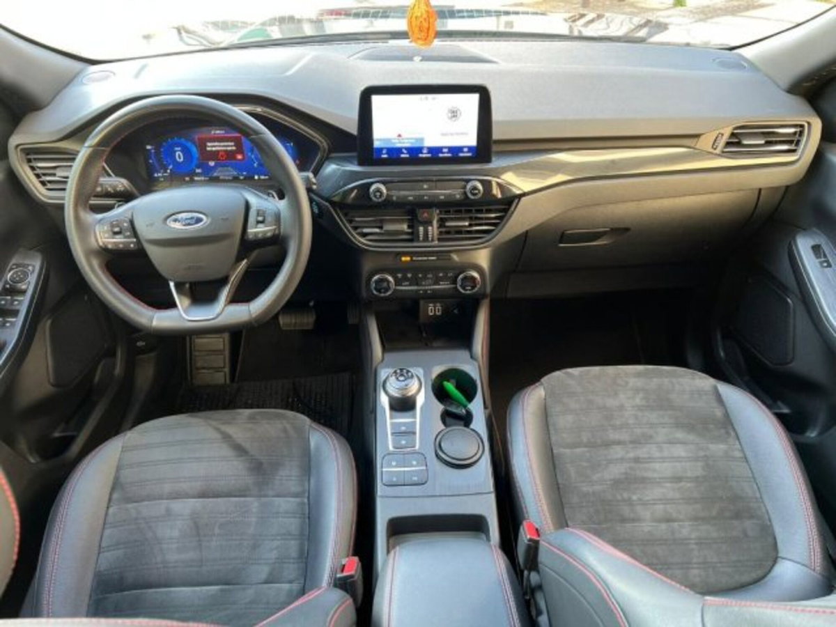 Ford Kuga 1.5 EcoBlue 120 CV 2WD ST-Line (15)