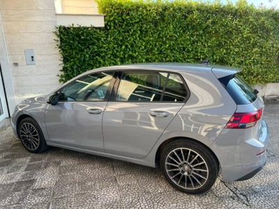 Volkswagen Golf 2.0 TDI SCR Life (13)