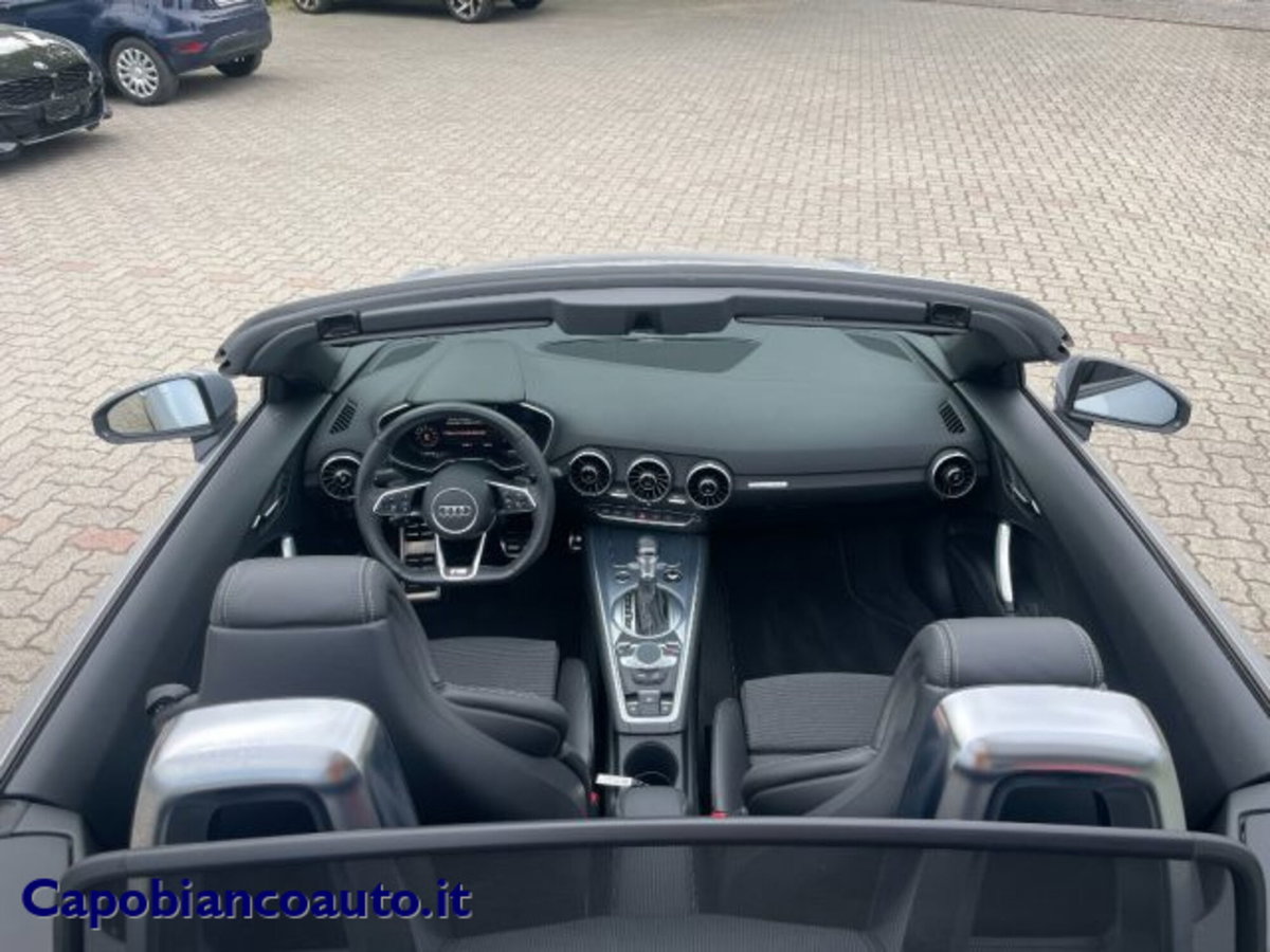 Audi TT Cabrio 45 TFSI (12)