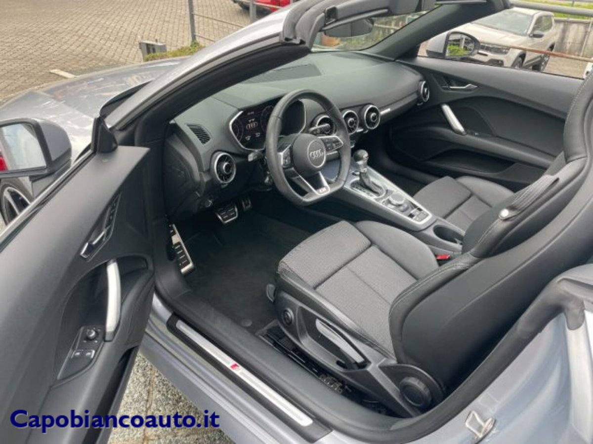 Audi TT Cabrio 45 TFSI (9)