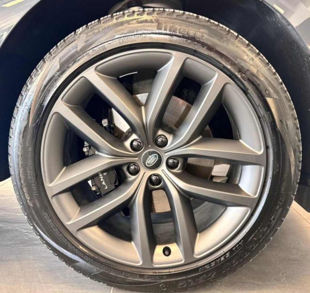 Land Rover Range Rover Sport 3.0D l6 249 CV HSE Dynamic Stealth (13)