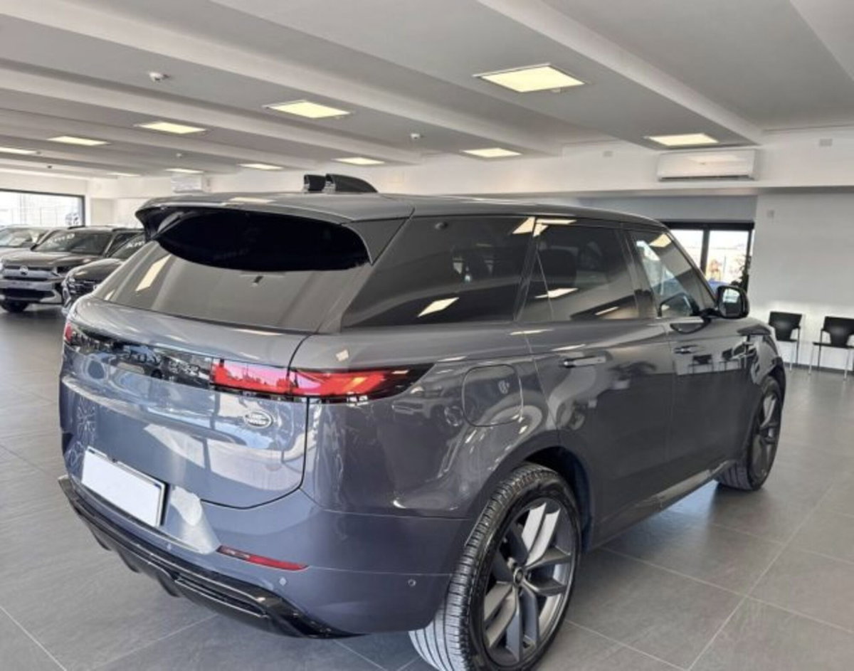 Land Rover Range Rover Sport 3.0D l6 249 CV HSE Dynamic Stealth (6)