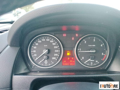 BMW X1 xDrive18d Attiva (9)