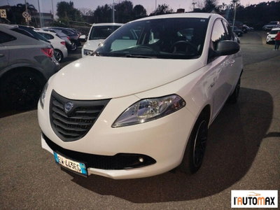 Lancia Ypsilon 1.3 MJT 16V 95 CV 5 porte S&S Silver (3)