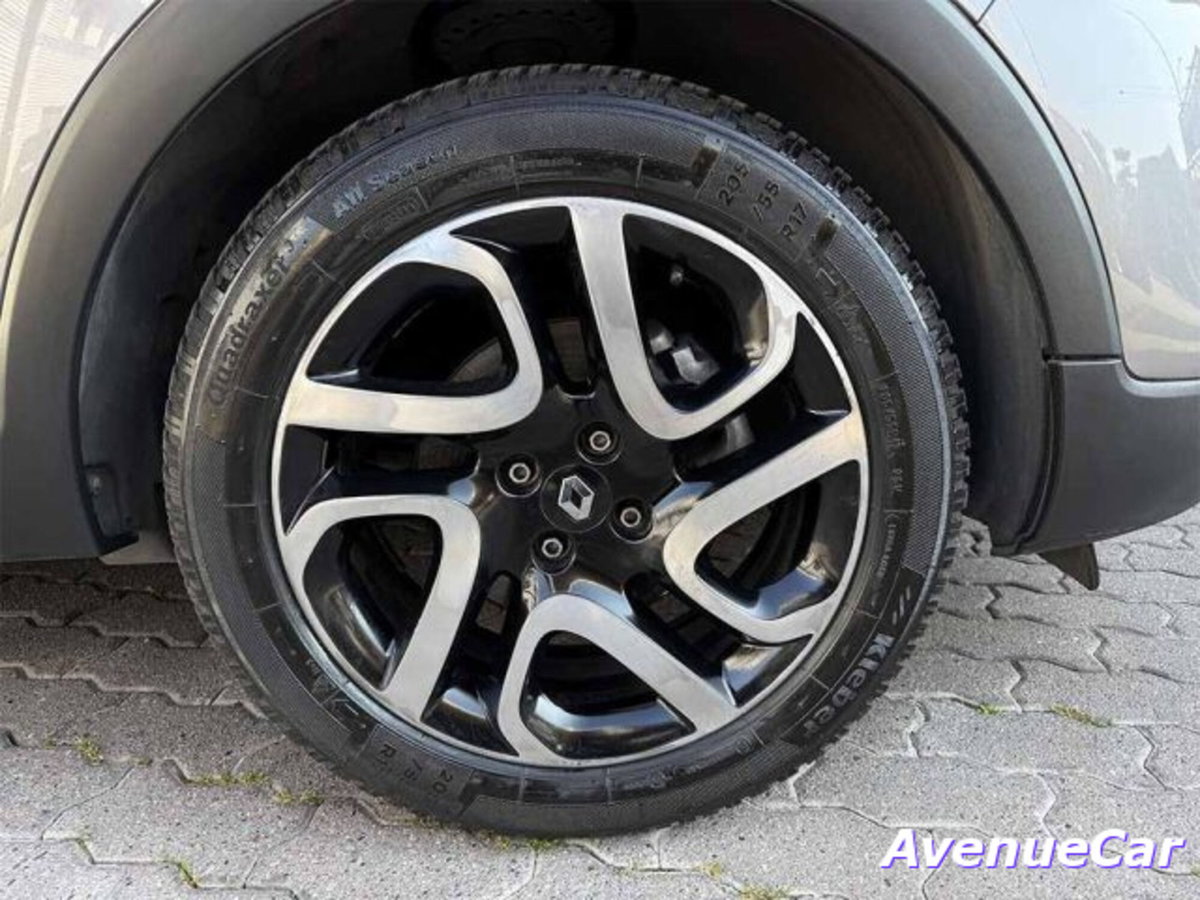 Renault Captur 1.2 TCe 120 CV EDC Energy R-Link (9)