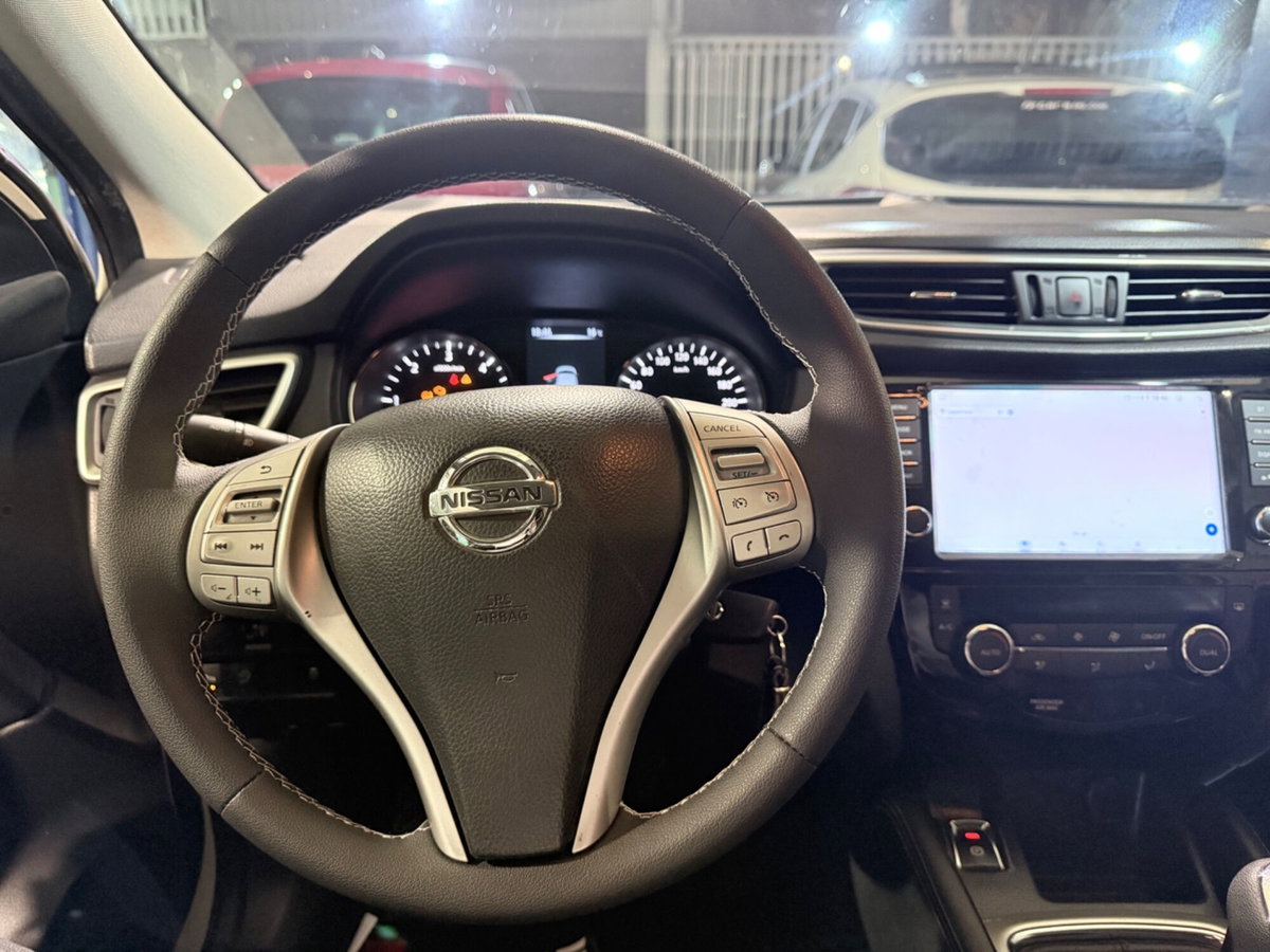 Nissan Qashqai 1.5 dCi Tekna (15)