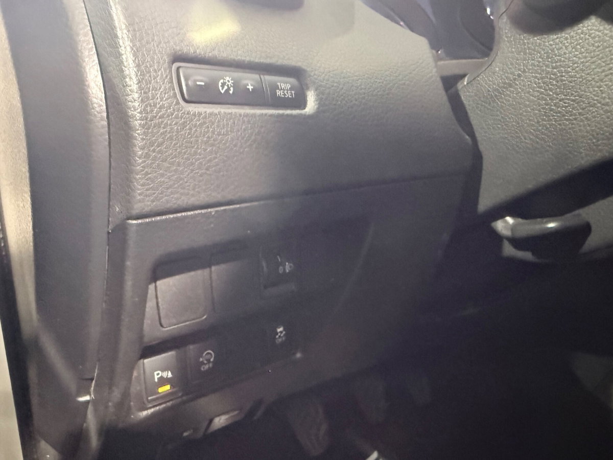 Nissan Qashqai 1.5 dCi Tekna (19)