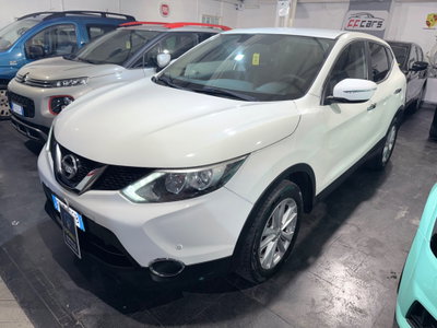 Nissan Qashqai 1.5 dCi Tekna (2)