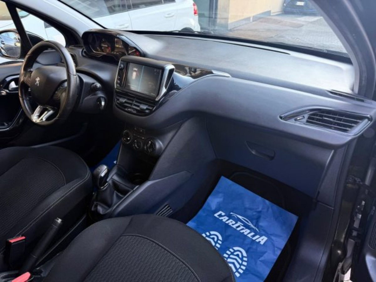 Peugeot 208 82 5 porte Active (10)