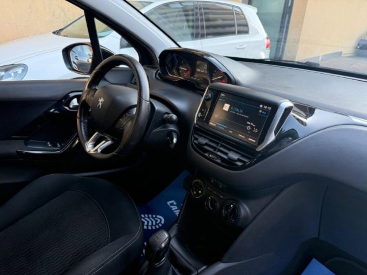 Peugeot 208 82 5 porte Active (11)