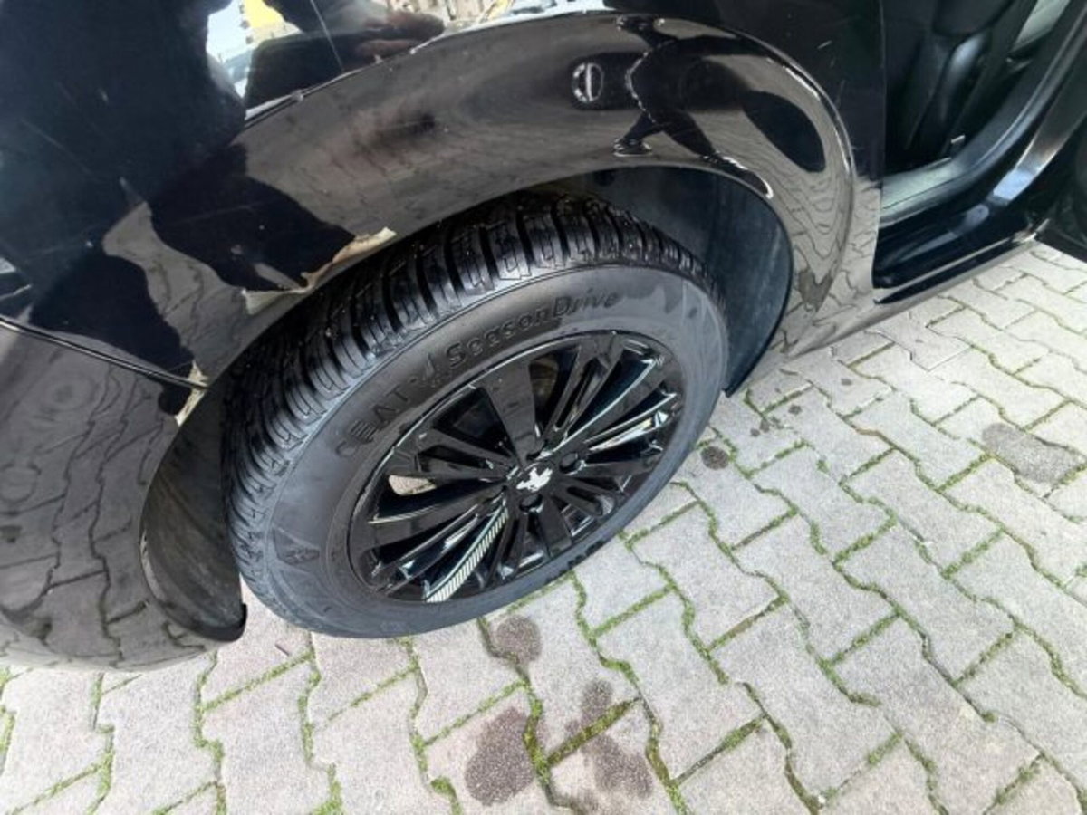 Peugeot 208 82 5 porte Active (15)