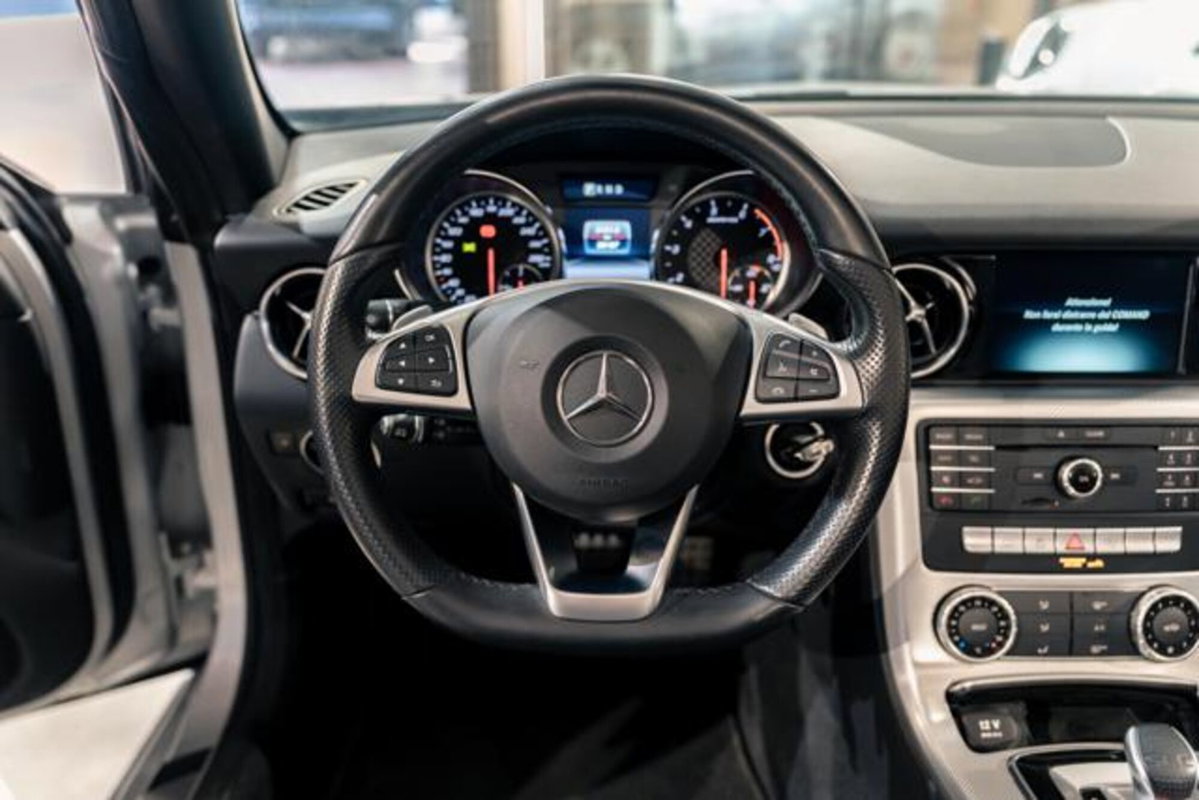 Mercedes-Benz SLC 43 AMG (11)