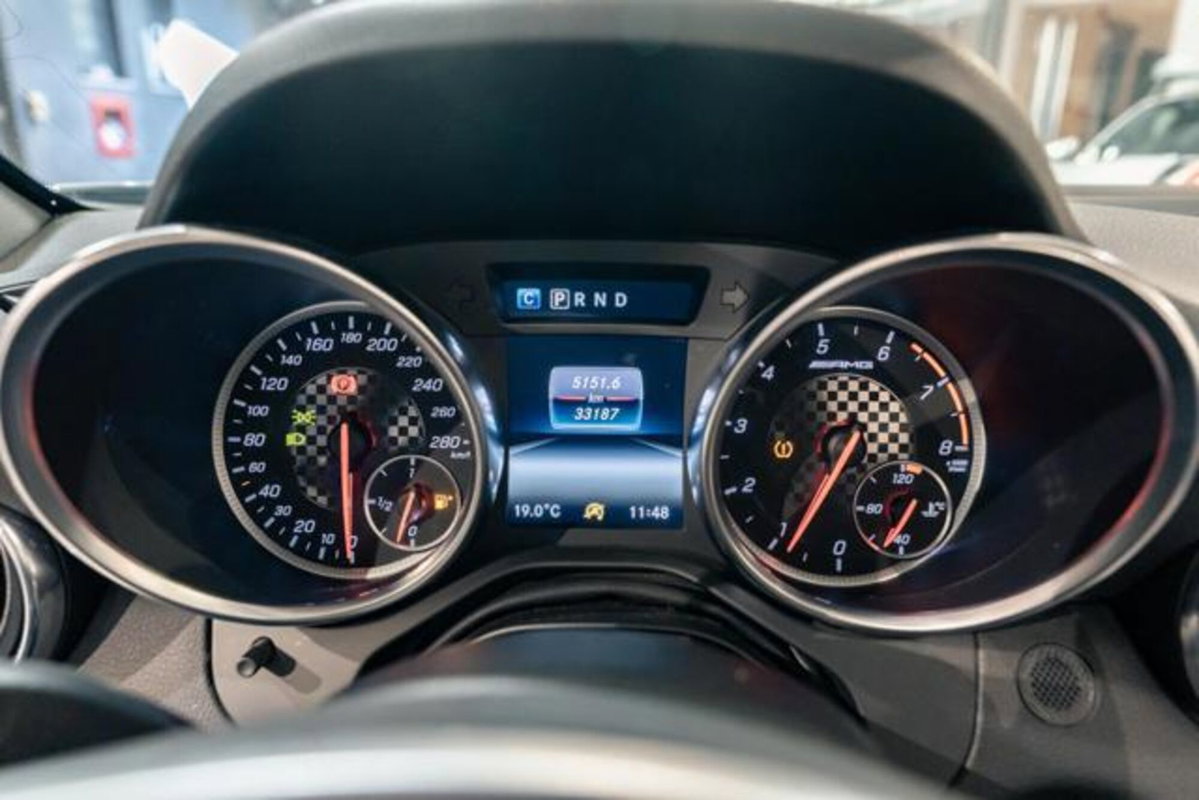 Mercedes-Benz SLC 43 AMG (12)