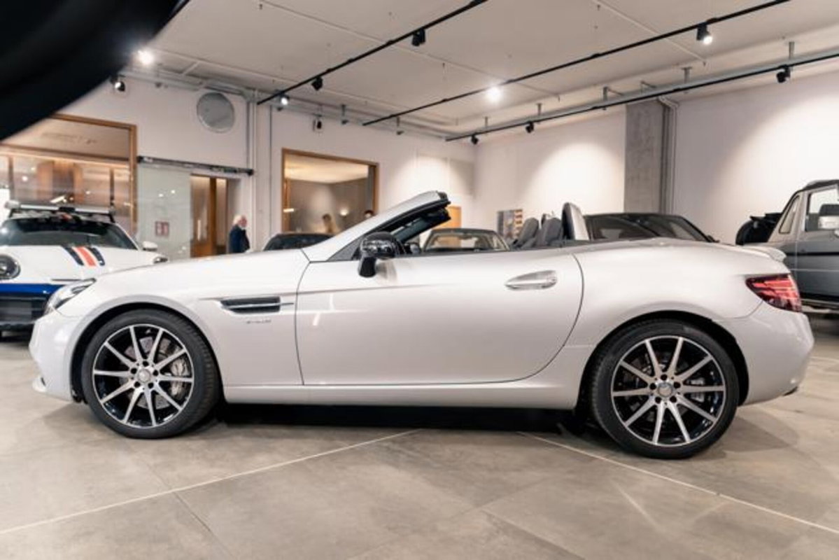 Mercedes-Benz SLC 43 AMG (3)