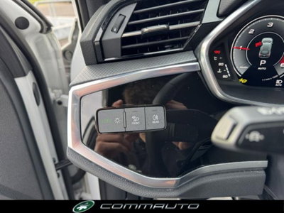 Audi Q3 35 2.0 tdi Identity Black s-tronic (13)