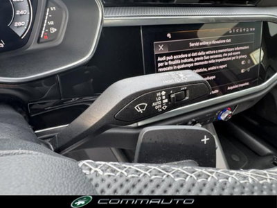 Audi Q3 35 2.0 tdi Identity Black s-tronic (15)