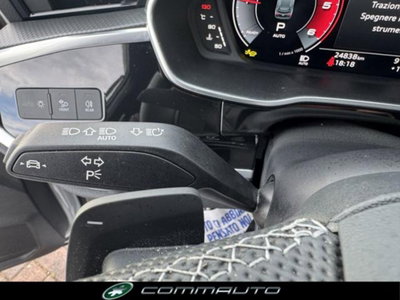 Audi Q3 35 2.0 tdi Identity Black s-tronic (16)
