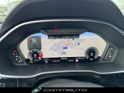 Audi Q3 35 2.0 tdi Identity Black s-tronic (17)