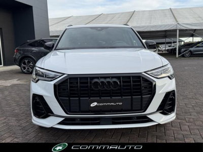Audi Q3 35 2.0 tdi Identity Black s-tronic (2)