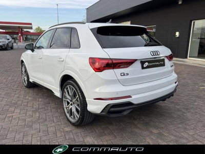 Audi Q3 35 2.0 tdi Identity Black s-tronic (6)