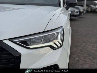 Audi Q3 35 2.0 tdi Identity Black s-tronic (8)