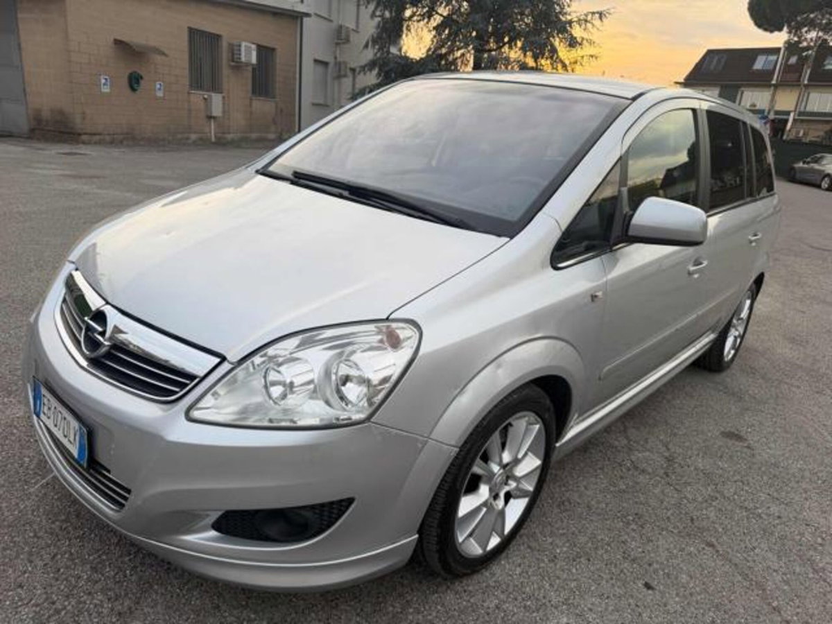 Opel Zafira 1.9 16V CDTI 150CV aut. Cosmo