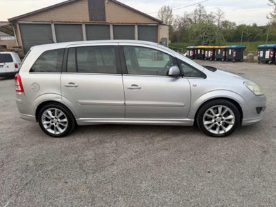 Opel Zafira 1.9 16V CDTI 150CV aut. Cosmo (4)