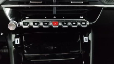 Peugeot 2008 PureTech 100 S&S Allure (13)