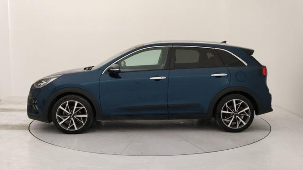 Kia Niro 1.6 GDi DCT HEV Evolution (2)