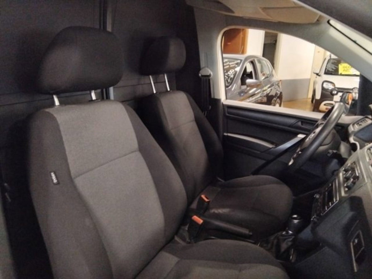 Volkswagen Caddy 1.4 TGI Trendline (10)