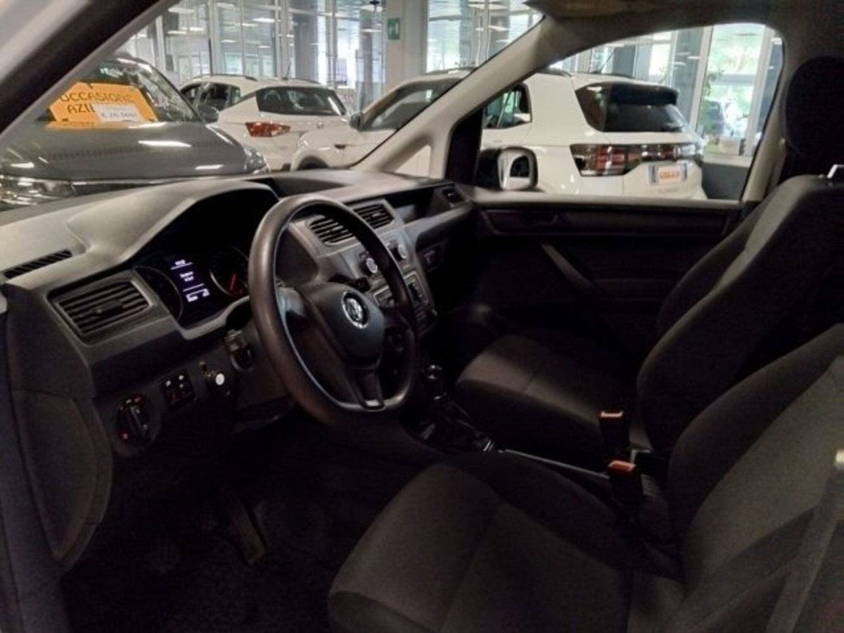 Volkswagen Caddy 1.4 TGI Trendline (11)