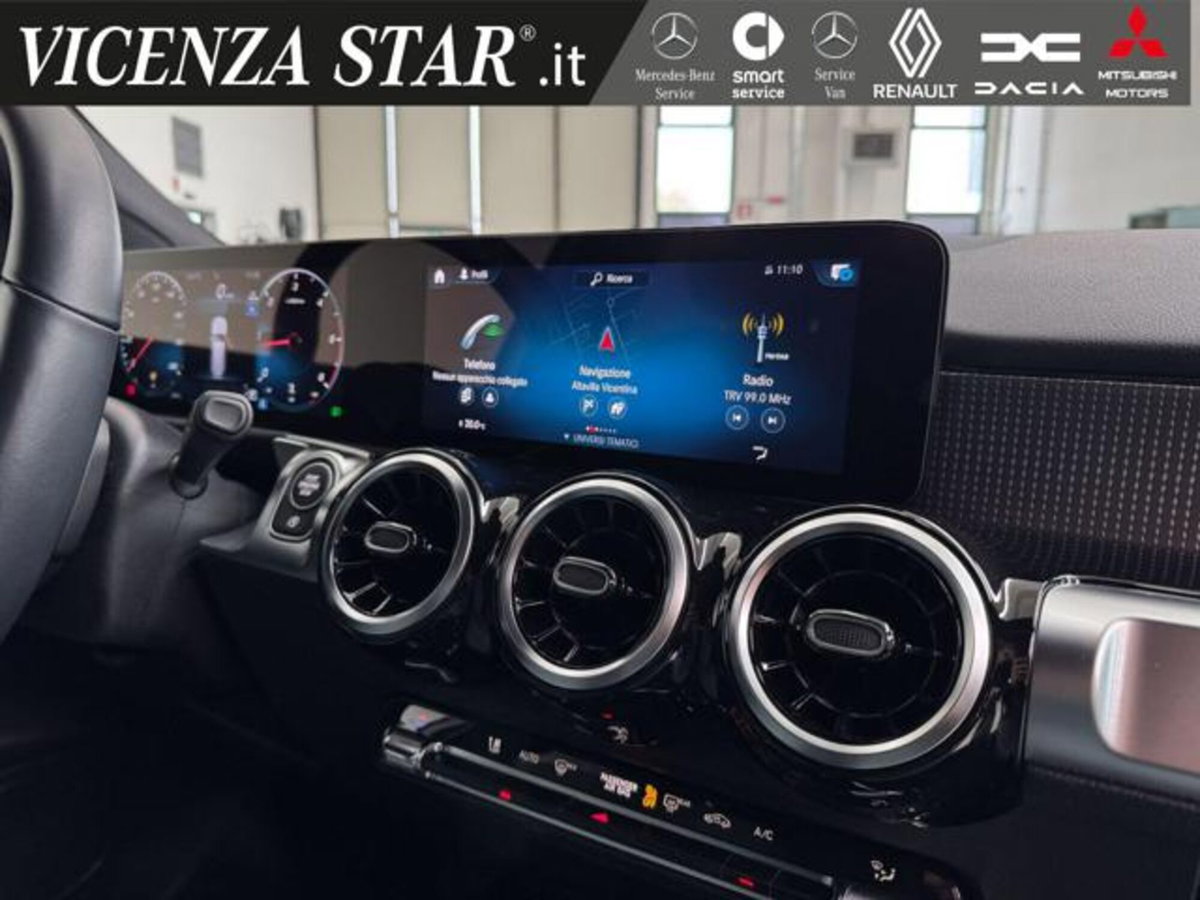 Mercedes-Benz GLB 180 d Automatic Sport (12)
