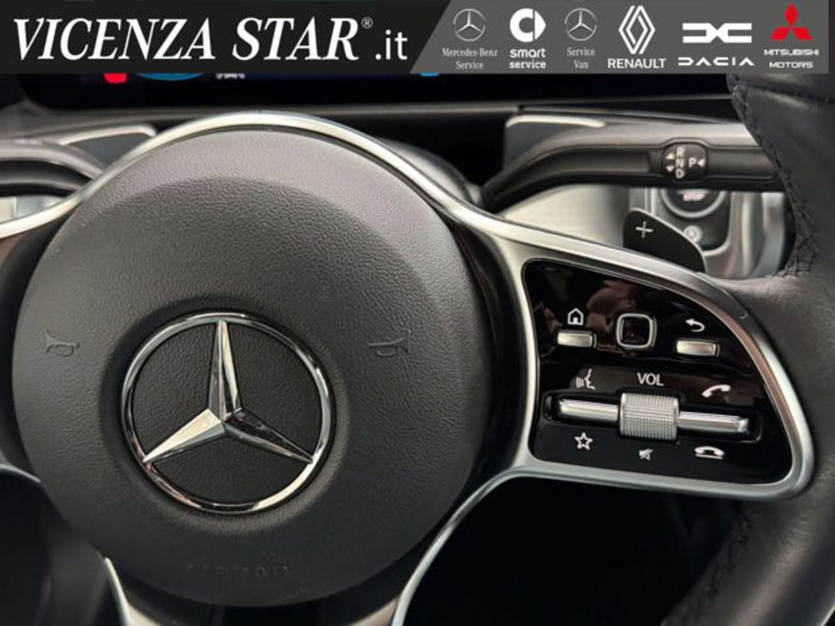 Mercedes-Benz GLB 180 d Automatic Sport (16)