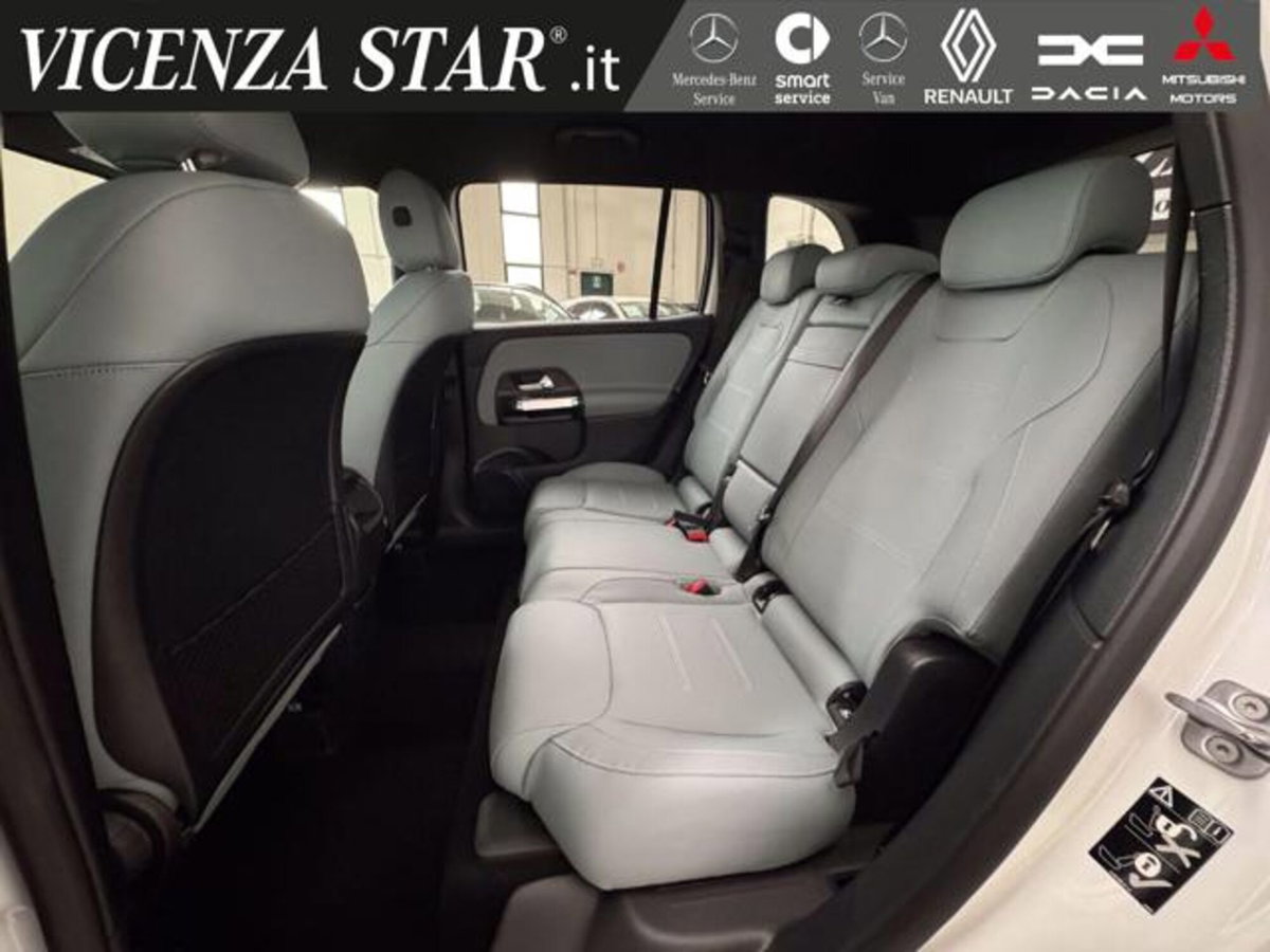Mercedes-Benz GLB 180 d Automatic Sport (8)