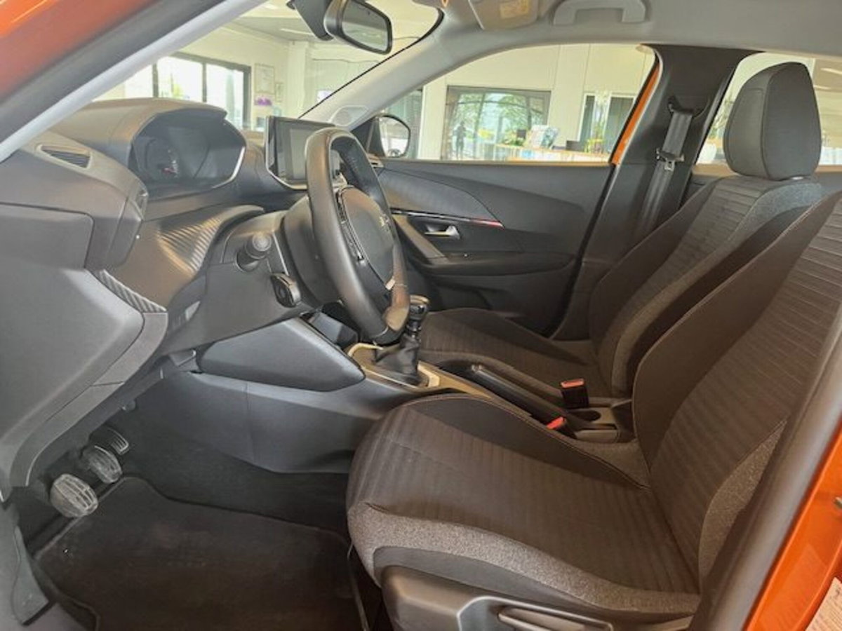 Peugeot 2008 BlueHDi 110 S&S Active Pack (13)