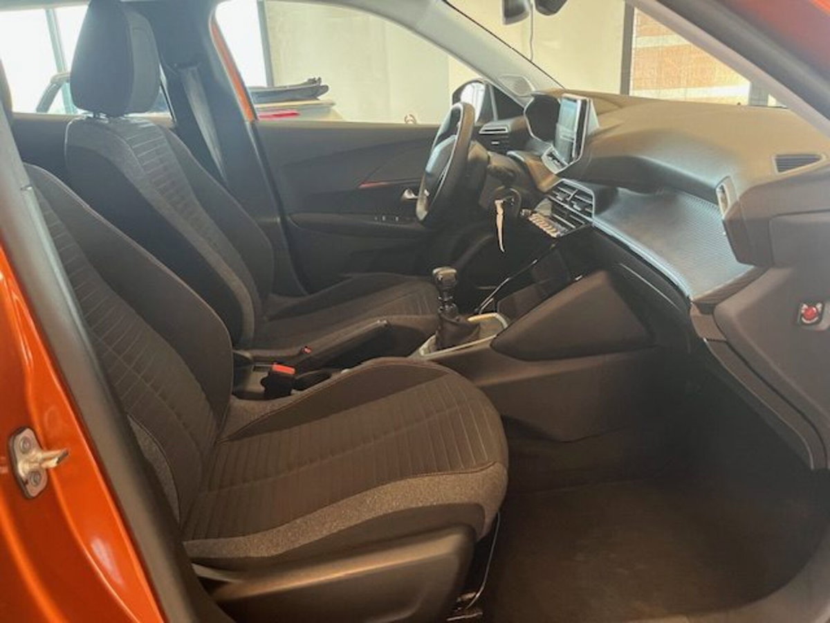 Peugeot 2008 BlueHDi 110 S&S Active Pack (15)